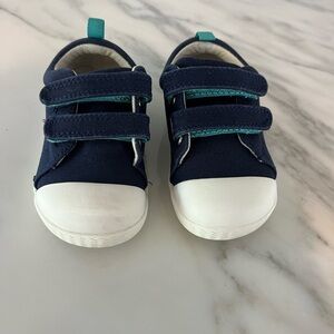 Ten Little Eco Canvas Sneakers Navy w/Velcro Closure, Size 7 Gently Used